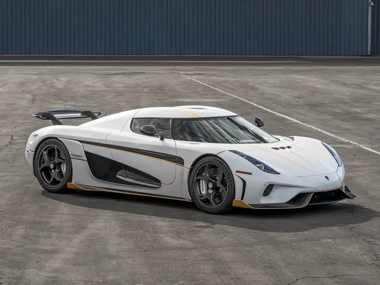2019 Koenigsegg Regera - Image 2 of 31