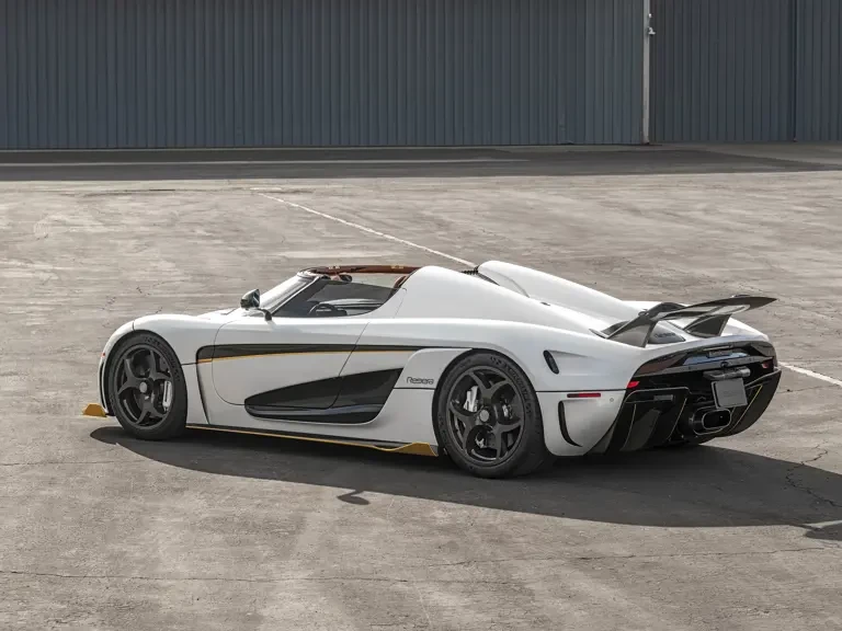 2019 Koenigsegg Regera - Image 3 of 31