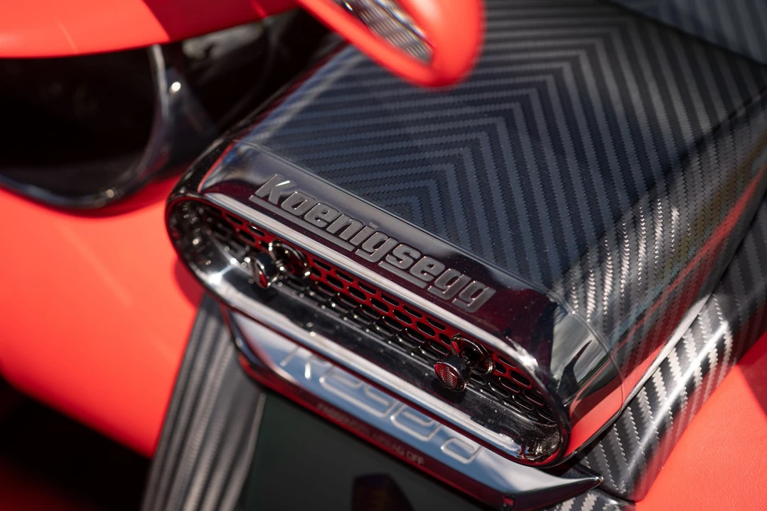 2019 Koenigsegg Regera - Image 13 of 31