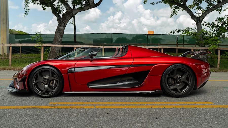 2019 Koenigsegg Regera - Image 2 of 31