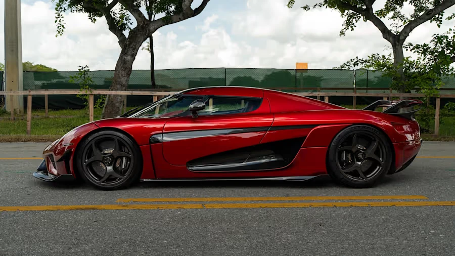 2019 Koenigsegg Regera - Image 14 of 31