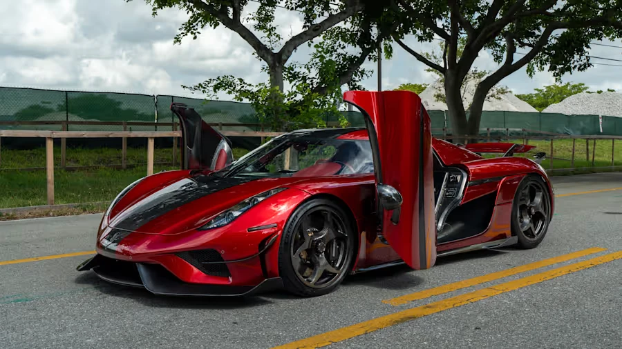 2019 Koenigsegg Regera - Image 7 of 31