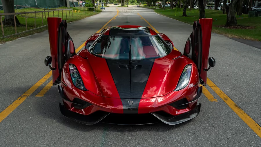 2019 Koenigsegg Regera - Image 9 of 31