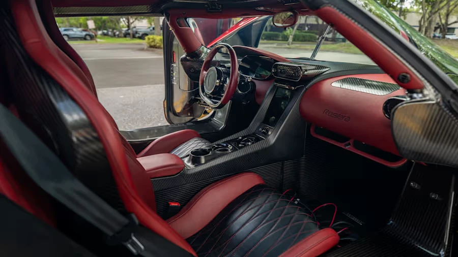 2019 Koenigsegg Regera - Image 28 of 31
