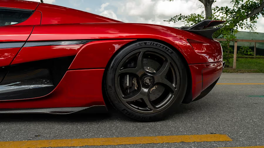 2019 Koenigsegg Regera - Image 18 of 31
