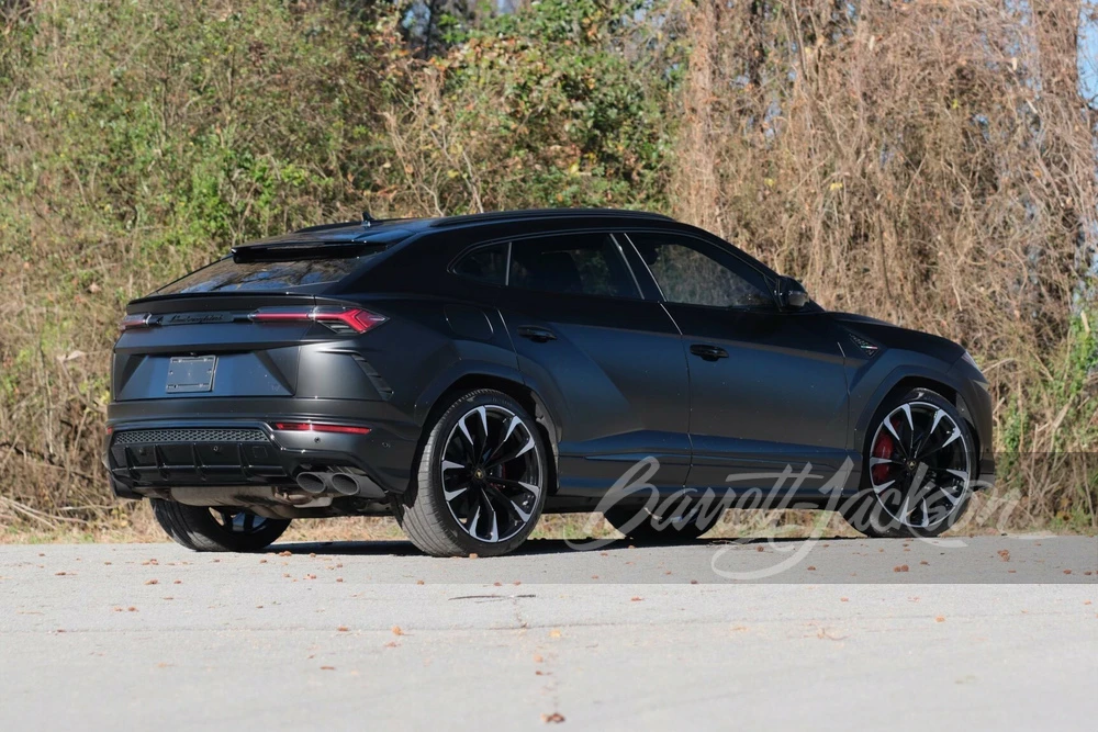 2019 Lamborghini Urus - Image 10 of 17