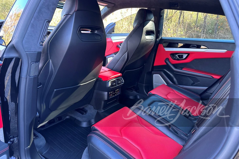2019 Lamborghini Urus - Image 15 of 17