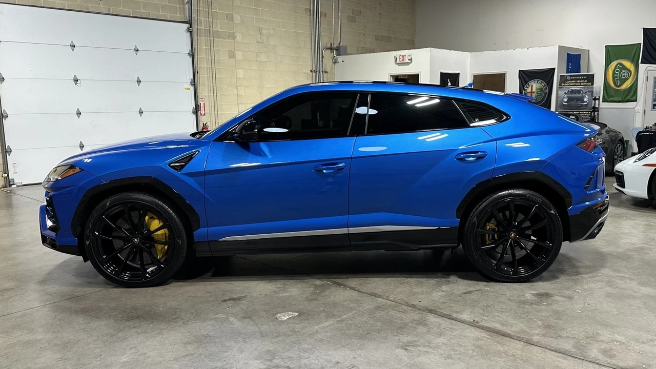 2019 Lamborghini Urus - Image 7 of 21