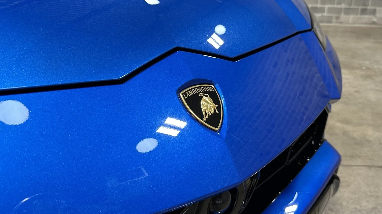 2019 Lamborghini Urus - Image 12 of 21