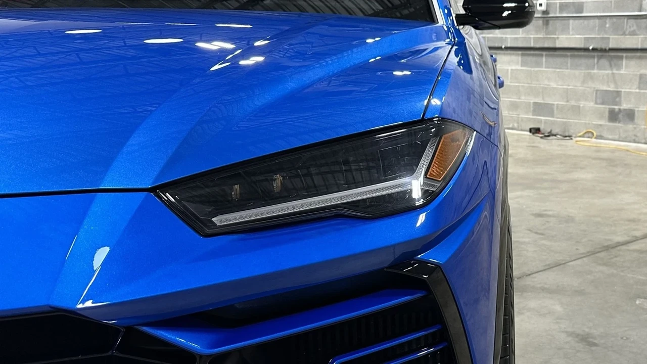 2019 Lamborghini Urus - Image 13 of 21