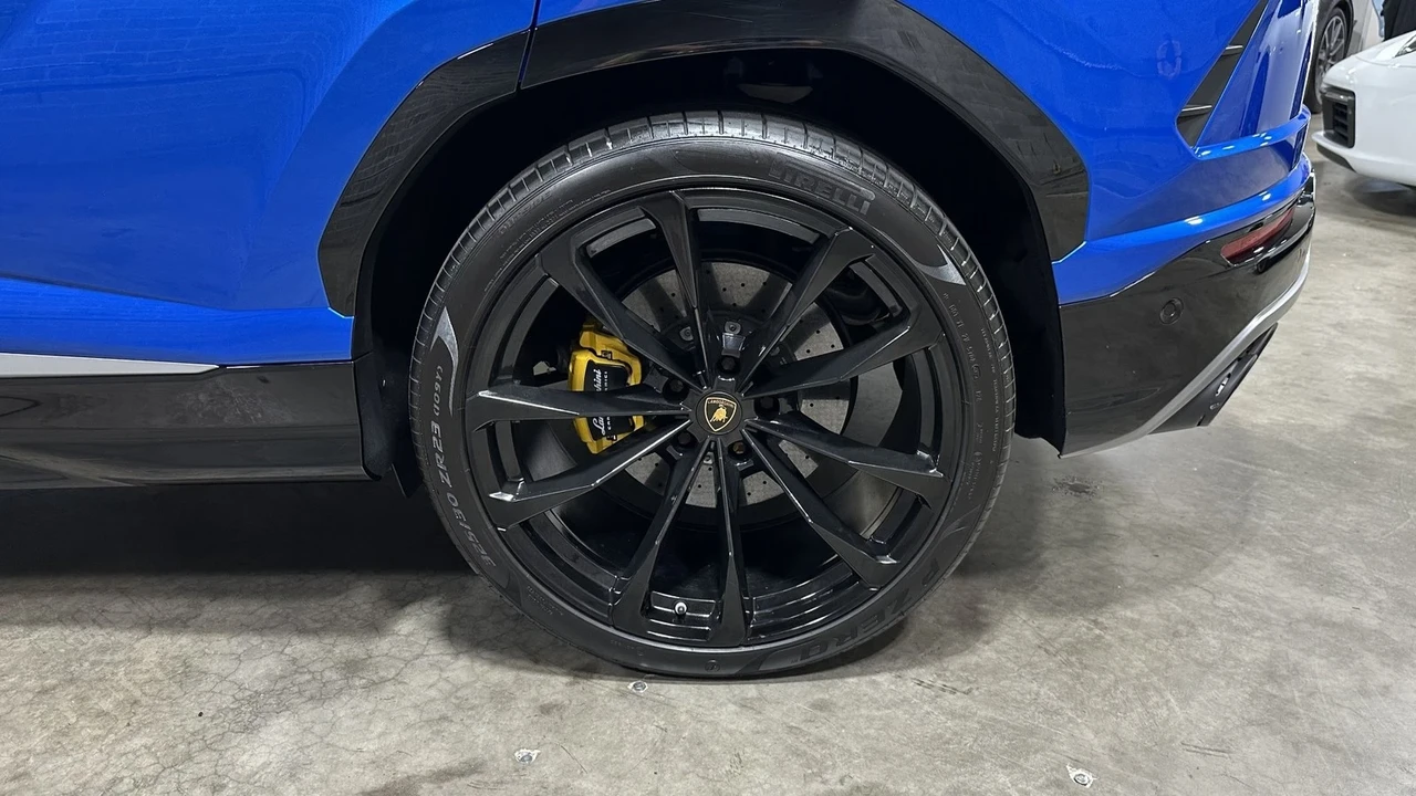 2019 Lamborghini Urus - Image 18 of 21