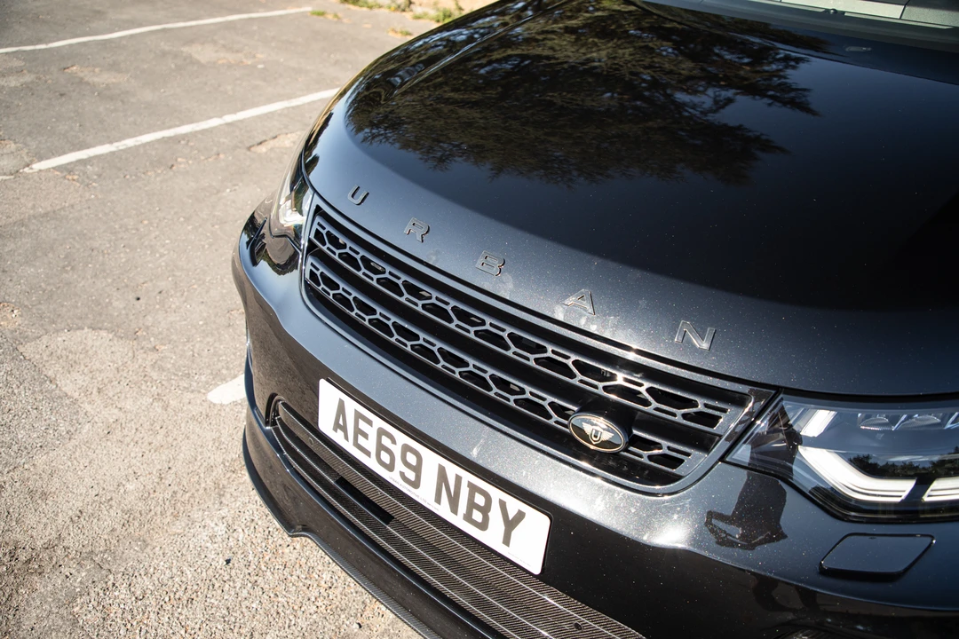 2019 Land Rover Discovery 5th Gen - Image 19 of 31