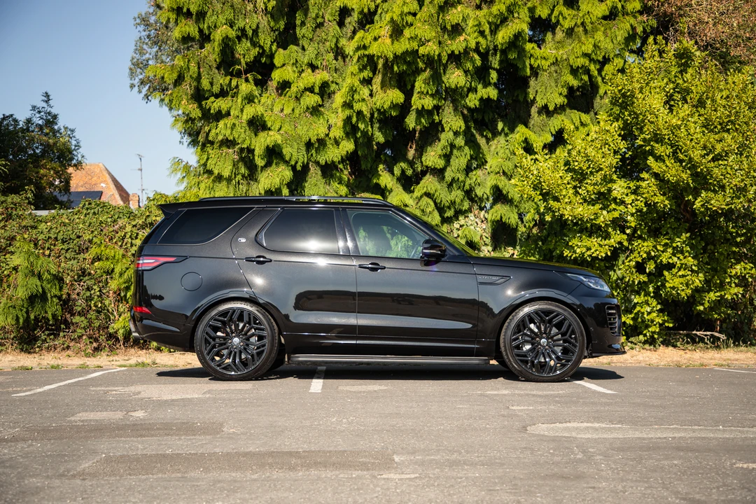 2019 Land Rover Discovery 5th Gen - Image 13 of 31