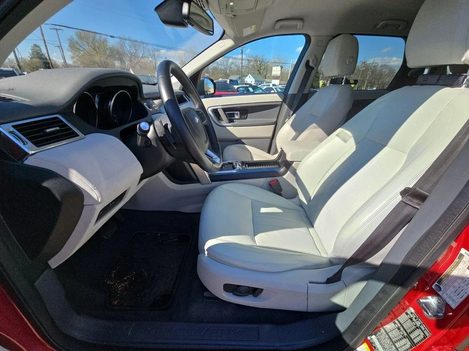 2019 Land Rover Discovery 5th Gen - Image 3 of 12