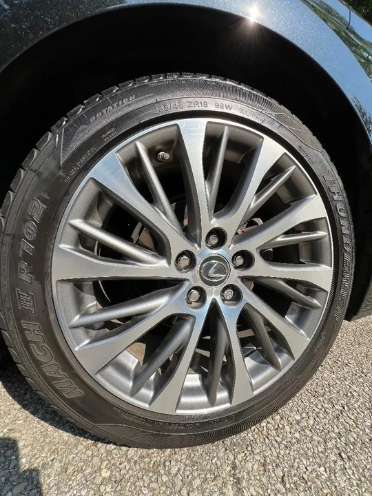 2019 Lexus ES 7th Gen - Image 6 of 6