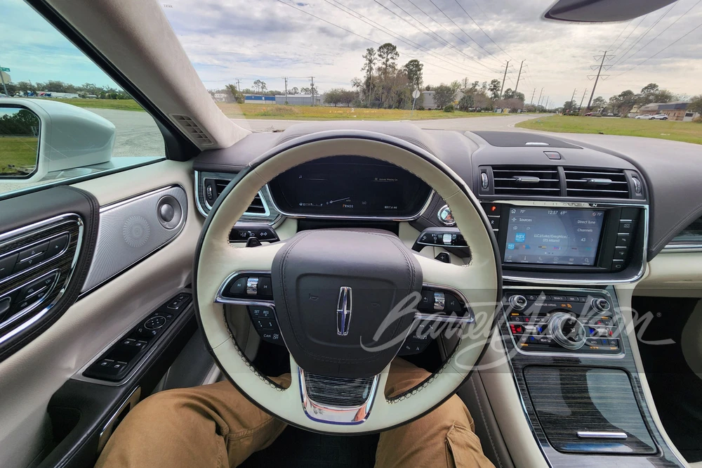 2019 Lincoln Continental 10th Gen - Image 4 of 11