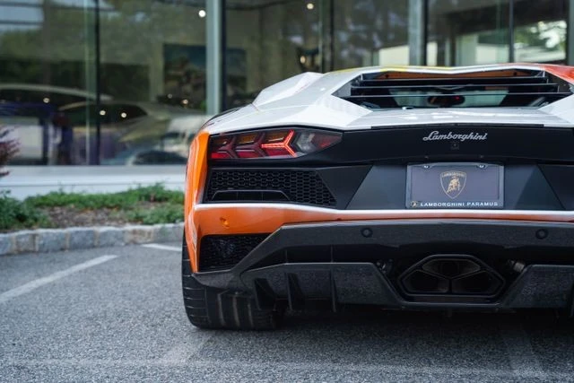 2019 Lamborghini Aventador S LP740-4 - Image 16 of 31