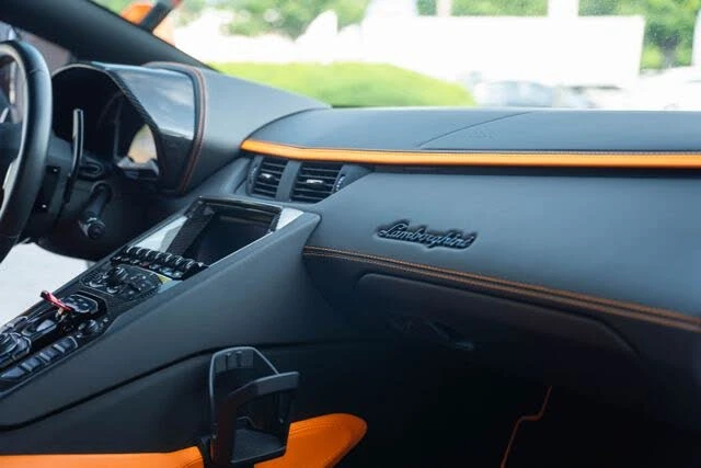 2019 Lamborghini Aventador S LP740-4 - Image 20 of 31