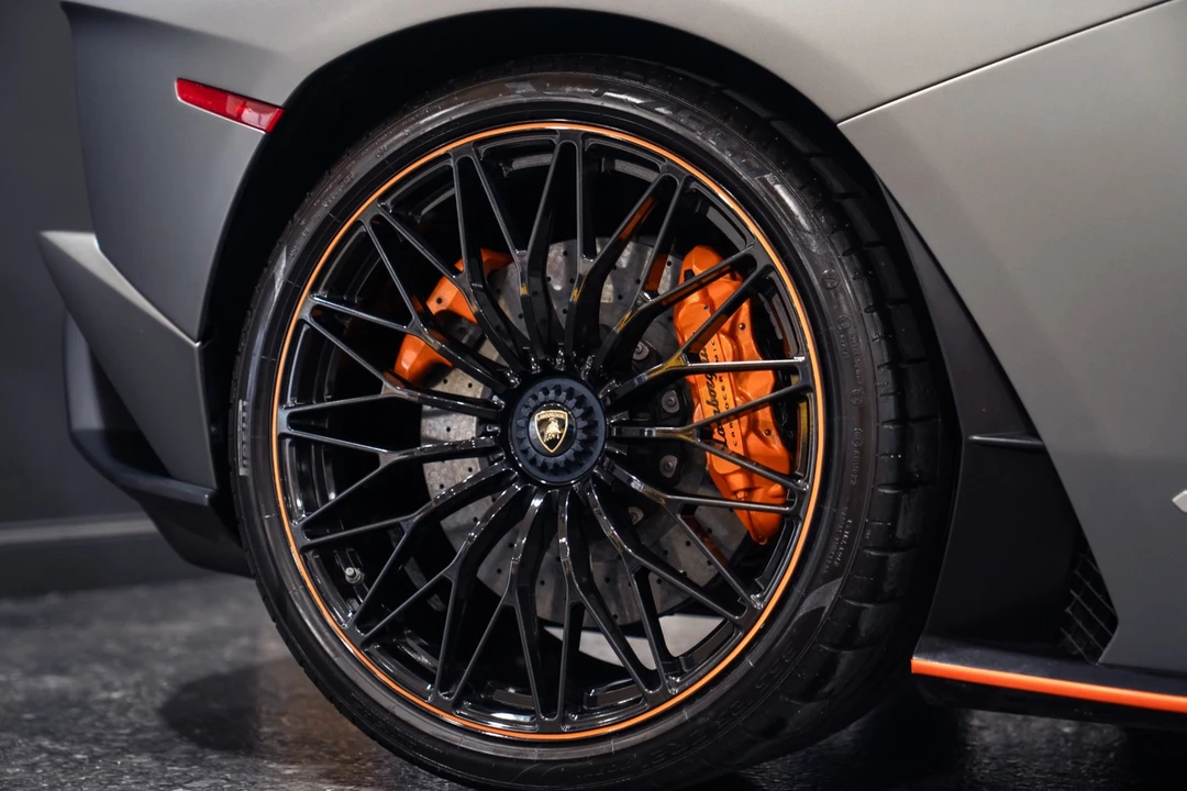 2019 Lamborghini Aventador S LP740-4 - Image 22 of 31