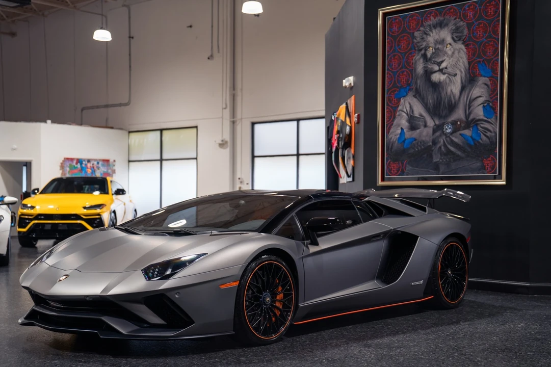 2019 Lamborghini Aventador S LP740-4 - Image 15 of 31