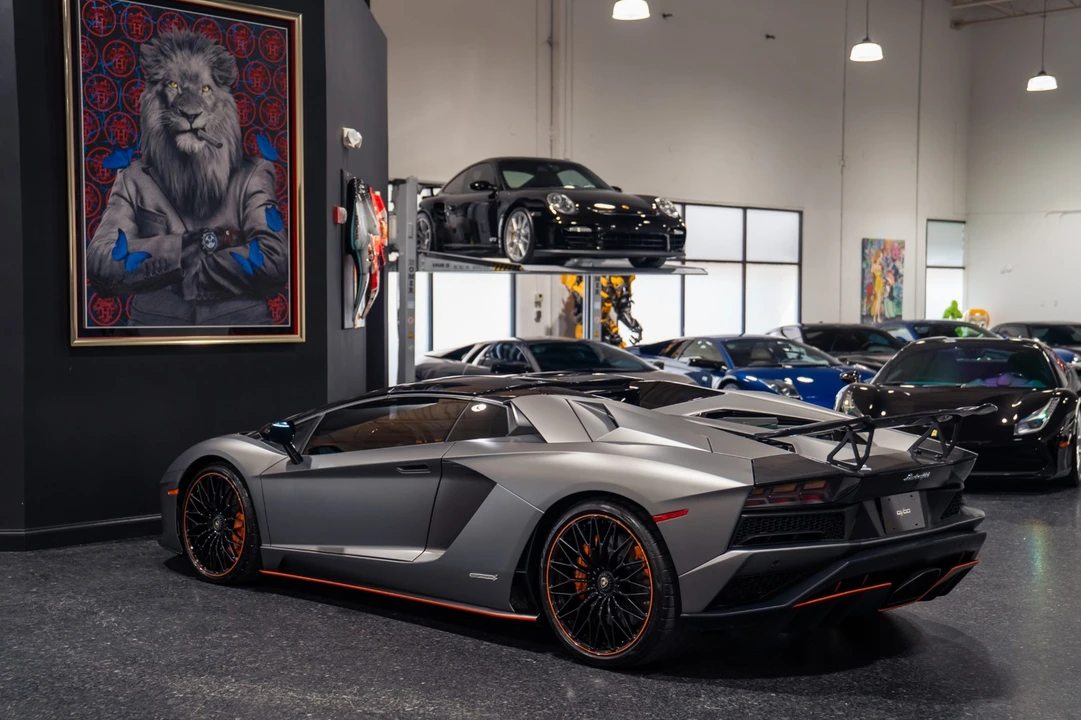 2019 Lamborghini Aventador S LP740-4 - Image 11 of 31
