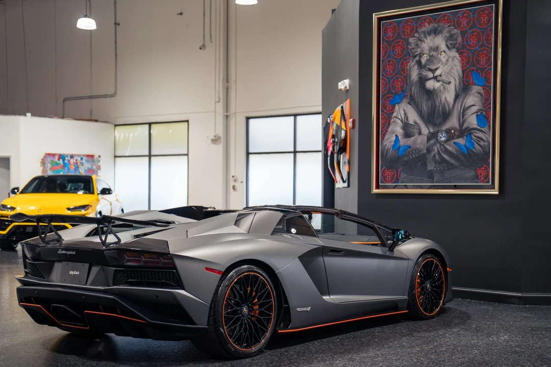 2019 Lamborghini Aventador S LP740-4 - Image 7 of 31