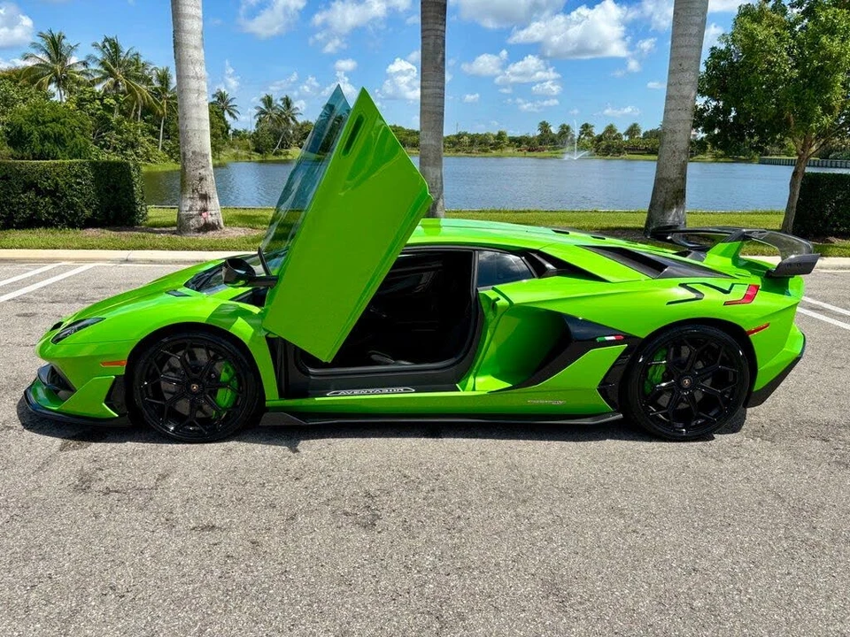 2019 Lamborghini Aventador SVJ LP770-4 - Image 13 of 31