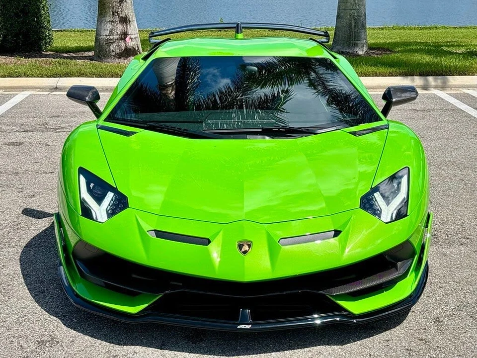 2019 Lamborghini Aventador SVJ LP770-4 - Image 2 of 31