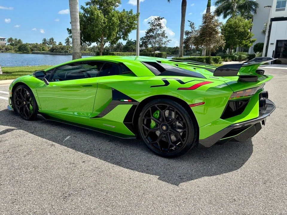 2019 Lamborghini Aventador SVJ LP770-4 - Image 11 of 31