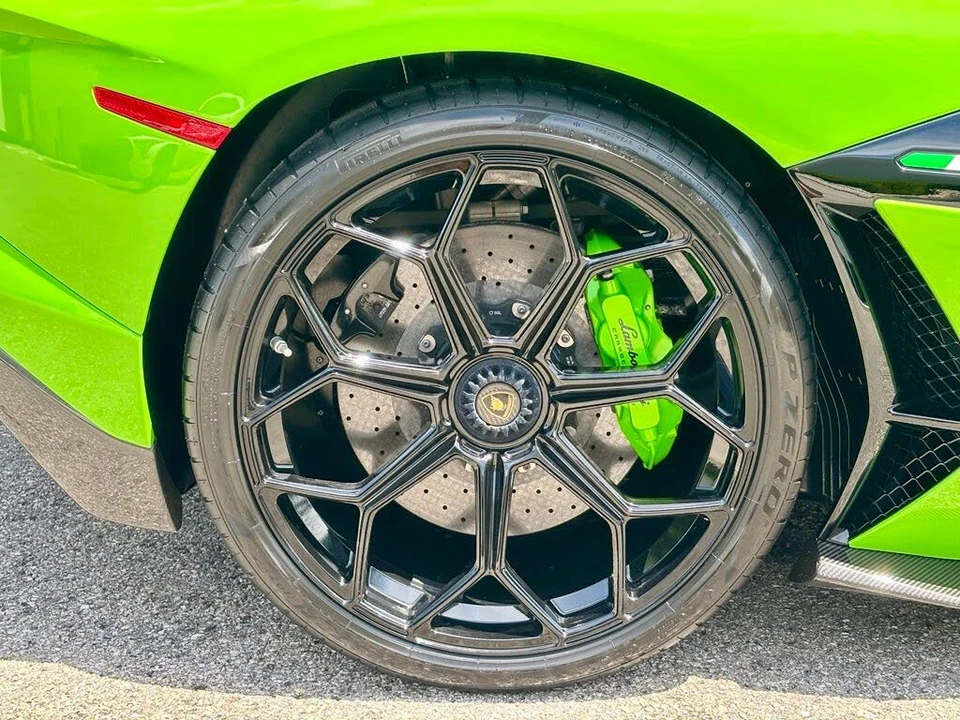2019 Lamborghini Aventador SVJ LP770-4 - Image 19 of 31