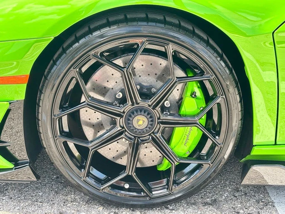 2019 Lamborghini Aventador SVJ LP770-4 - Image 20 of 31