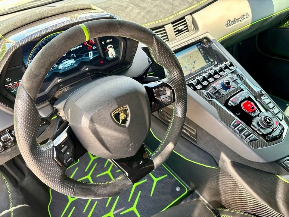 2019 Lamborghini Aventador SVJ LP770-4 - Image 17 of 31
