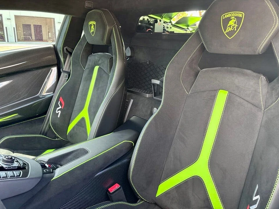 2019 Lamborghini Aventador SVJ LP770-4 - Image 24 of 31
