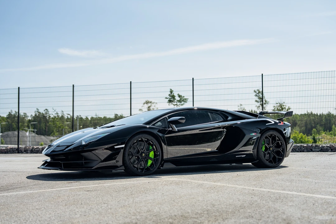 2019 Lamborghini Aventador SVJ LP770-4 - Image 4 of 31