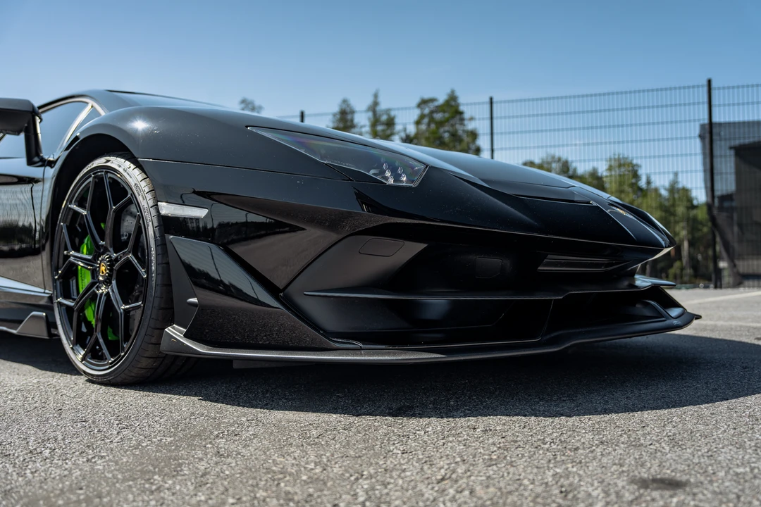 2019 Lamborghini Aventador SVJ LP770-4 - Image 27 of 31