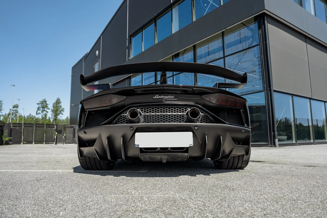 2019 Lamborghini Aventador SVJ LP770-4 - Image 6 of 31