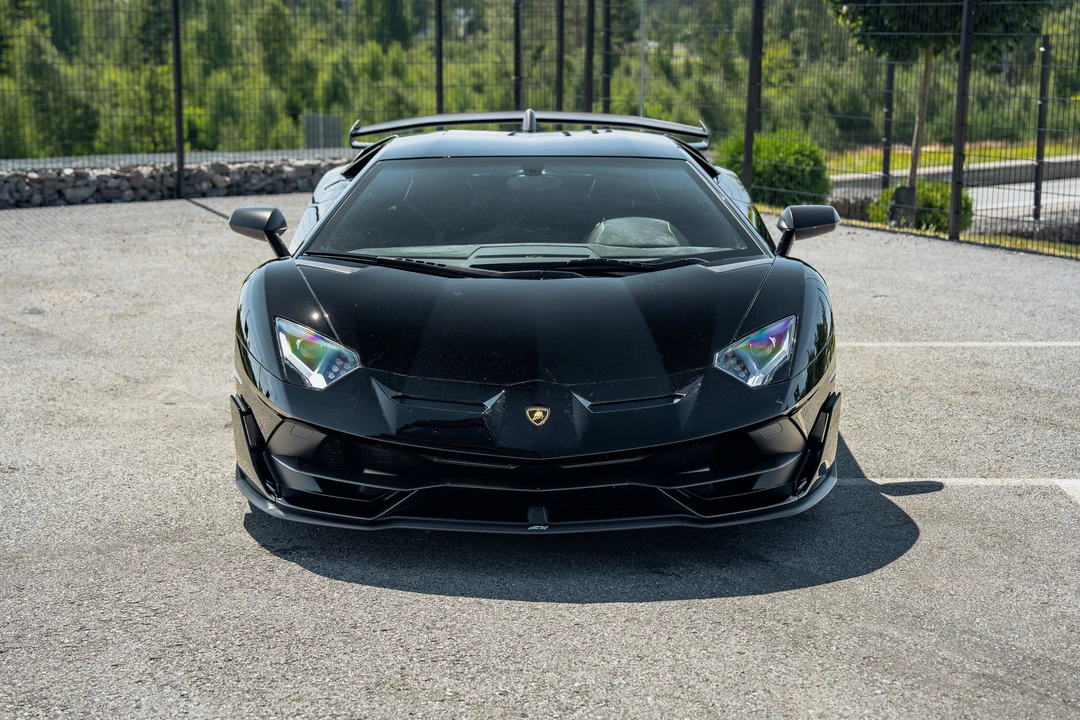 2019 Lamborghini Aventador SVJ LP770-4 - Image 2 of 31