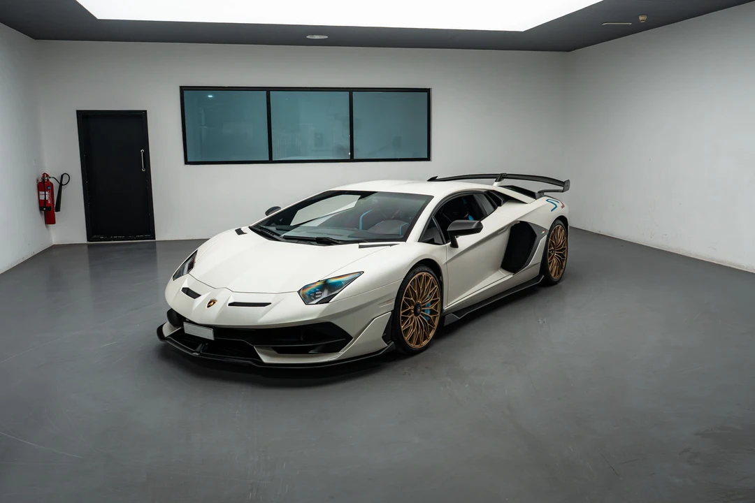 2019 Lamborghini Aventador SVJ LP770-4 - Image 3 of 31