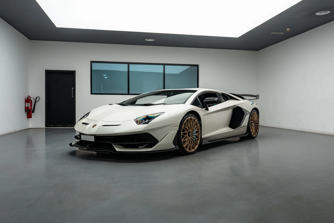 2019 Lamborghini Aventador SVJ LP770-4 - Image 4 of 31