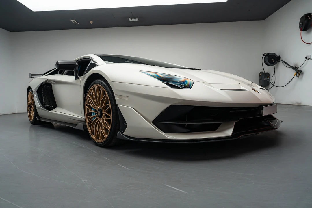 2019 Lamborghini Aventador SVJ LP770-4 - Image 15 of 31