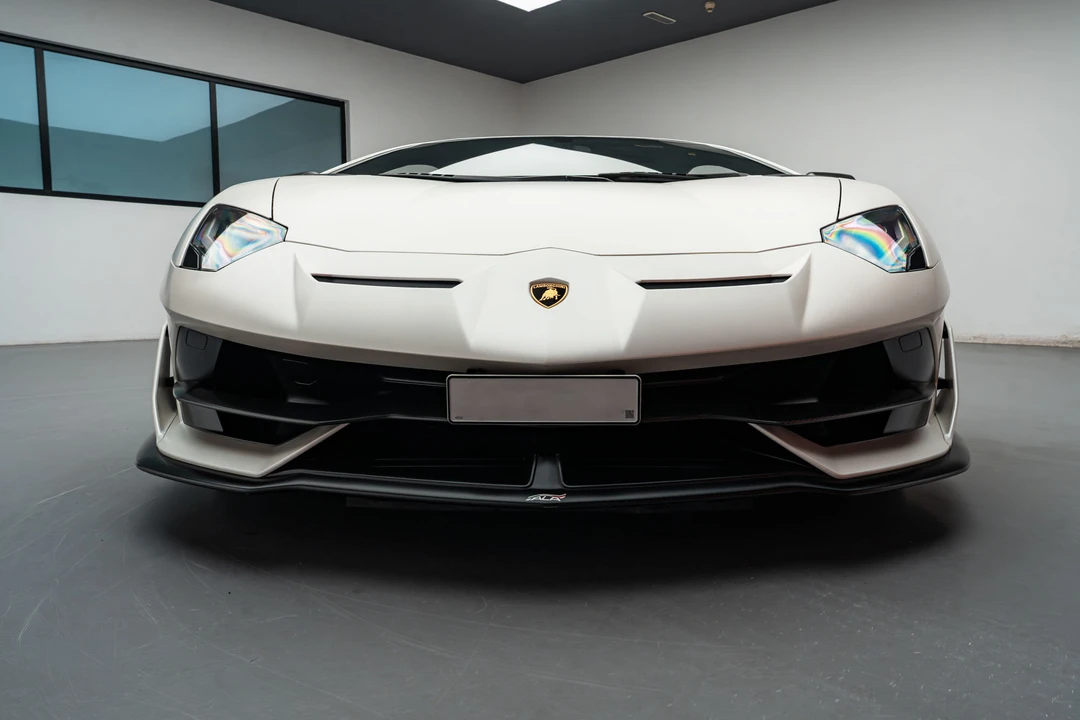 2019 Lamborghini Aventador SVJ LP770-4 - Image 16 of 31