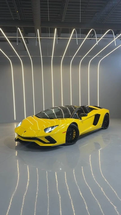 2019 Lamborghini Aventador S LP740-4 - Image 5 of 12