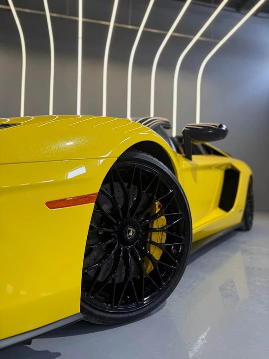 2019 Lamborghini Aventador S LP740-4 - Image 4 of 12