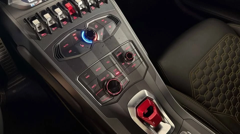 2019 Lamborghini Huracan LP580-2 - Image 19 of 20