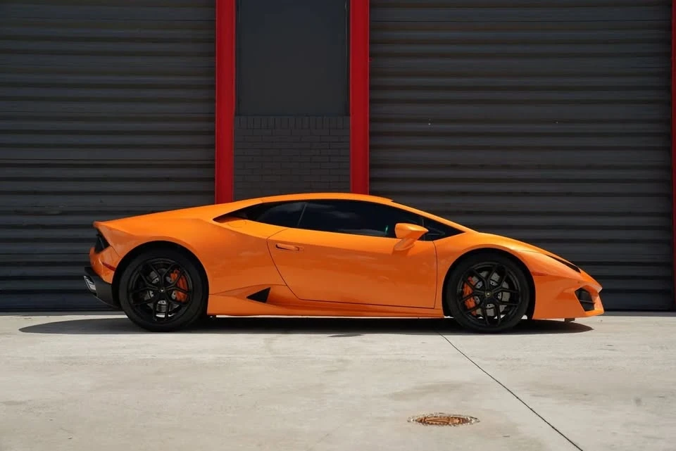 2019 Lamborghini Huracan - Image 7 of 20