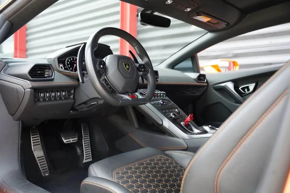 2019 Lamborghini Huracan - Image 3 of 20