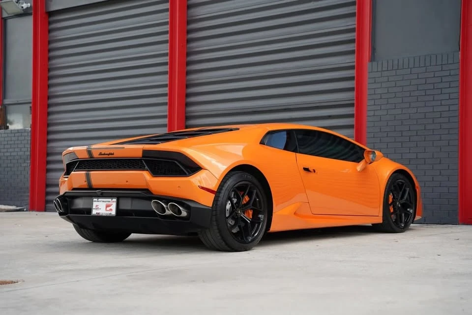 2019 Lamborghini Huracan - Image 2 of 20