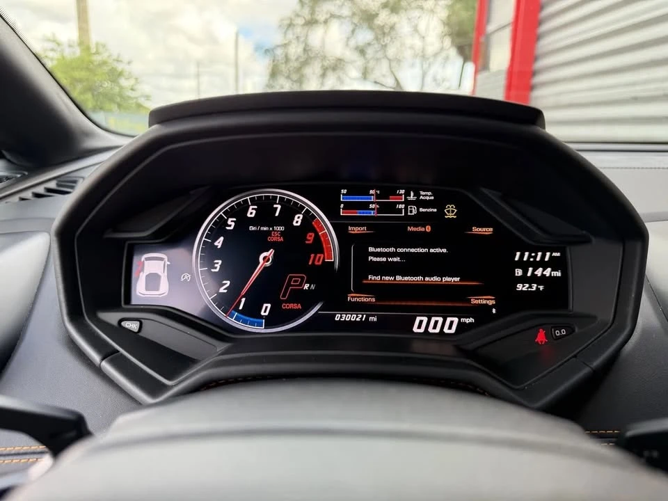 2019 Lamborghini Huracan - Image 16 of 20