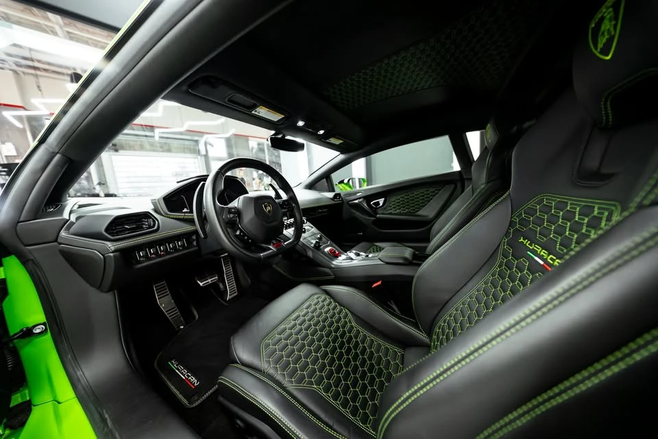 2019 Lamborghini Huracan - Image 2 of 18