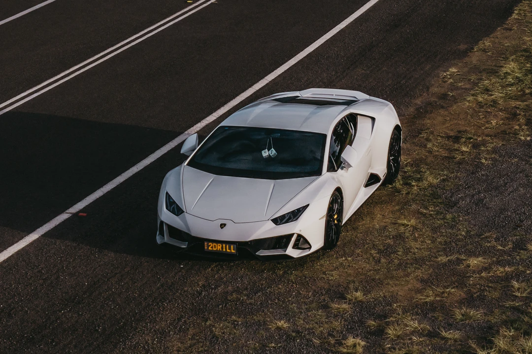 2019 Lamborghini Huracan LP640-4 EVO - Image 17 of 31